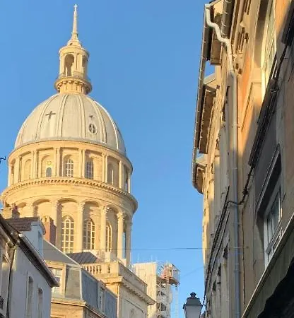 Appartement Aux Pieds de La Cathedrale à Boulogne-sur-Mer Extérieur photo