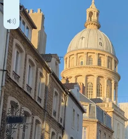 Appartement Aux Pieds de La Cathedrale à Boulogne-sur-Mer Extérieur photo