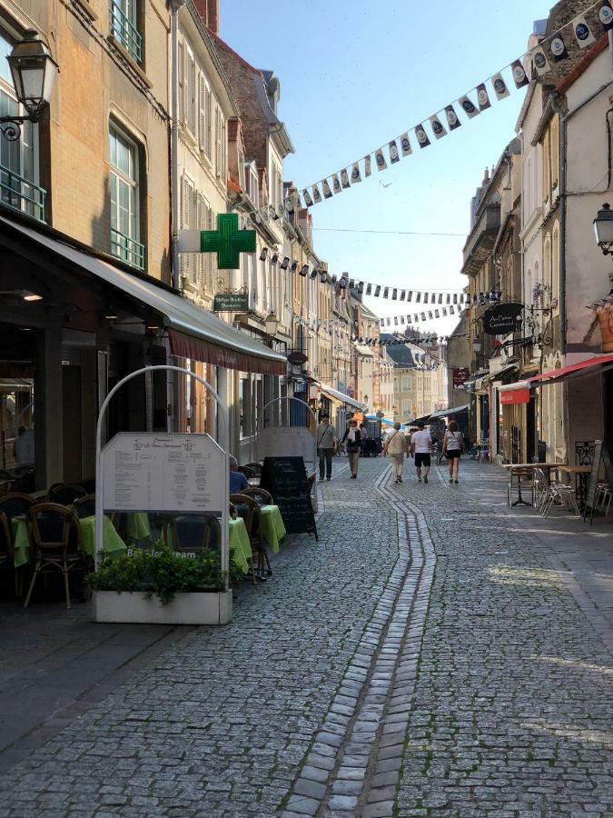 Aux Pieds De La Cathedrale Boulogne-sur-Mer